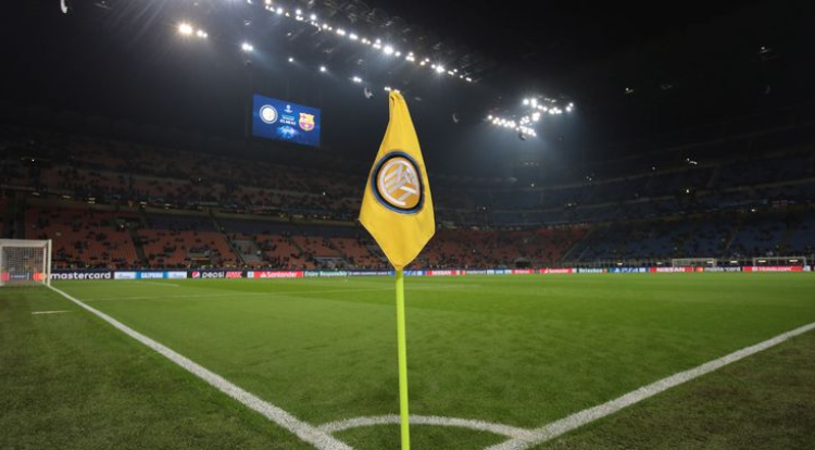 Inter Milan chơi hai trận ở Serie A sau cánh cửa đóng kín sau sự cố với Napoli