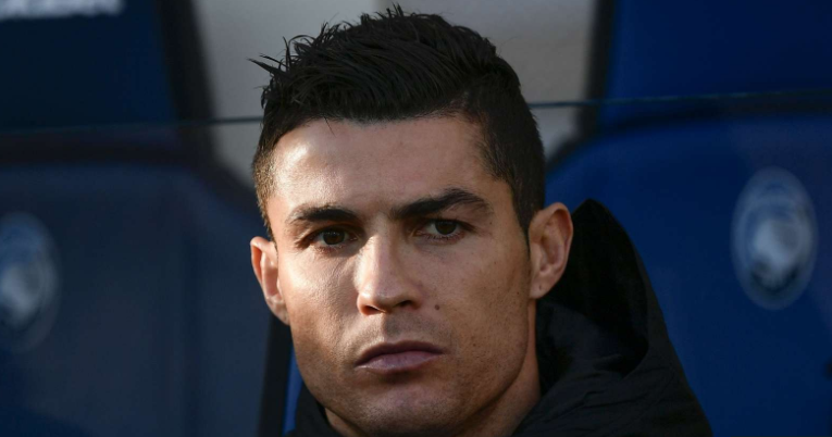 Allegri khẳng định Ronaldo “thanh thản” mặc cho yêu cầu xét nghiệm mẫu DNA